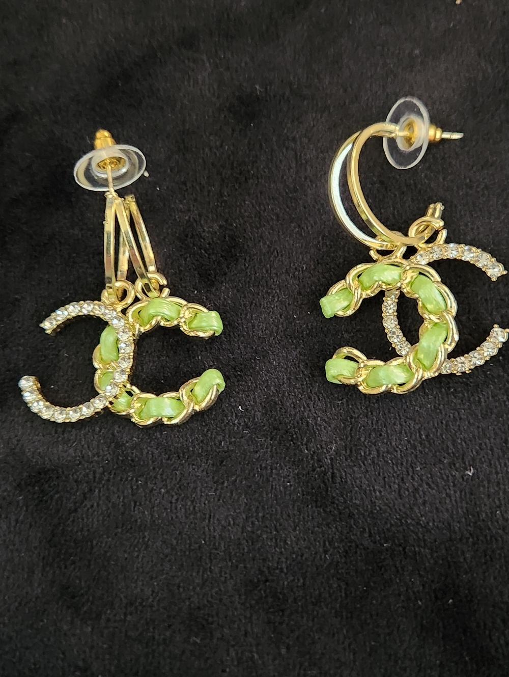 NEW Gold Hoop Earrings with Light Green Enamel Link Detail Costume Jewerly